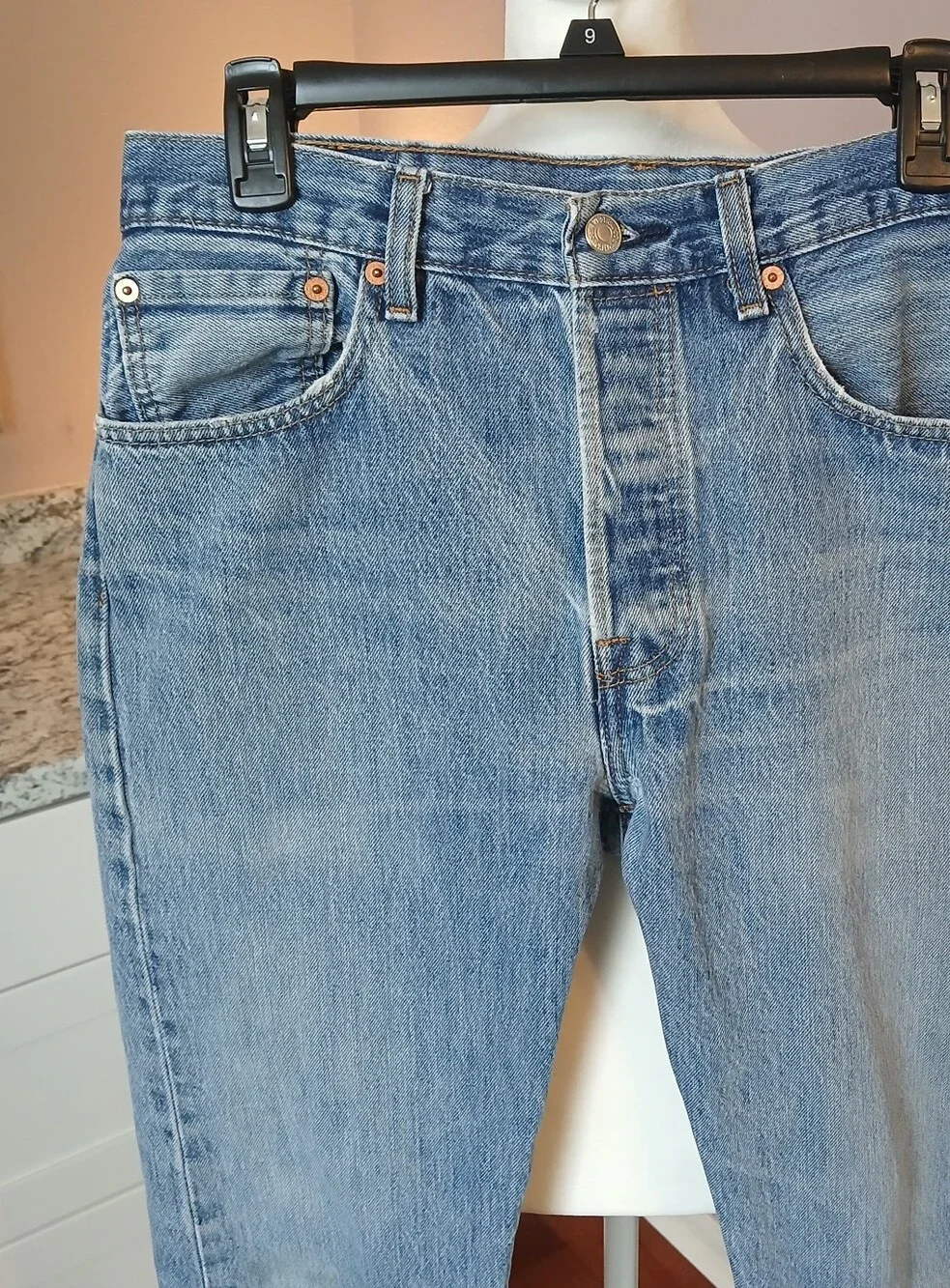 Levi's 501 Denim Jeans 32 X 34 Mens Blue Lighter Wash Worn Button Fly